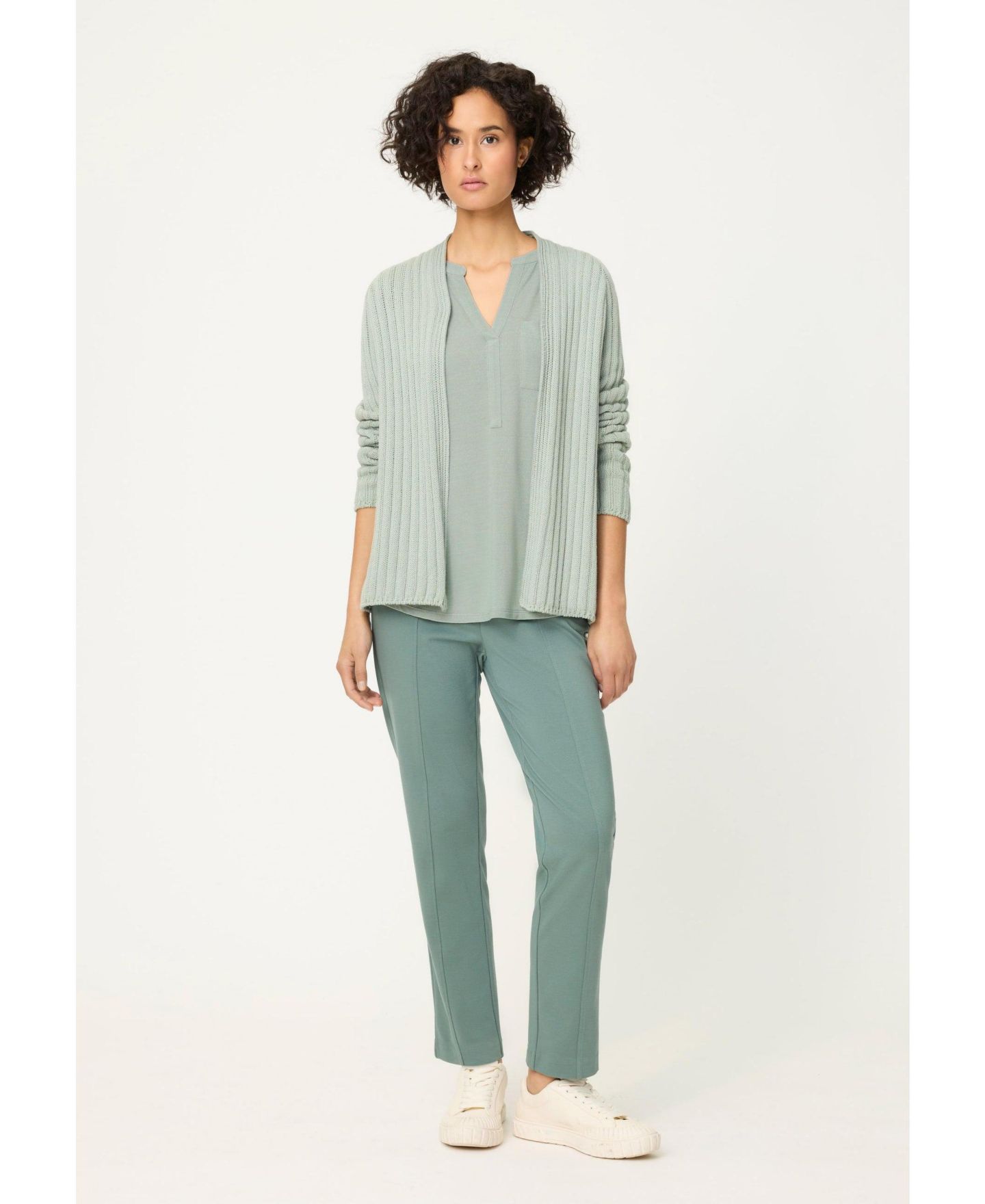 Женская футболка Olsen Shimmer Split Neck, цвет: Зелёный — фото 5