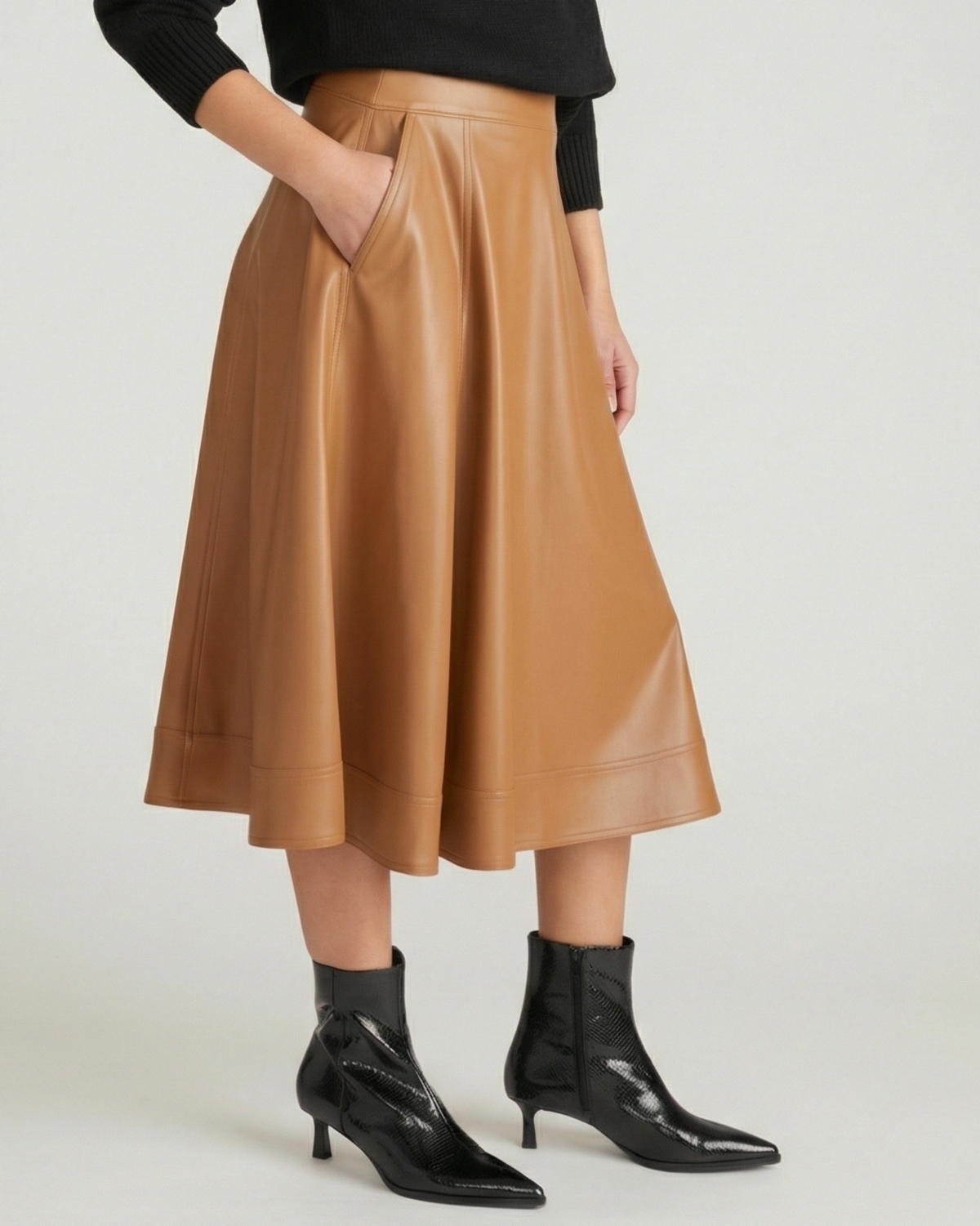 Universal Standard Women's Plus Charlotte Leather Skirt