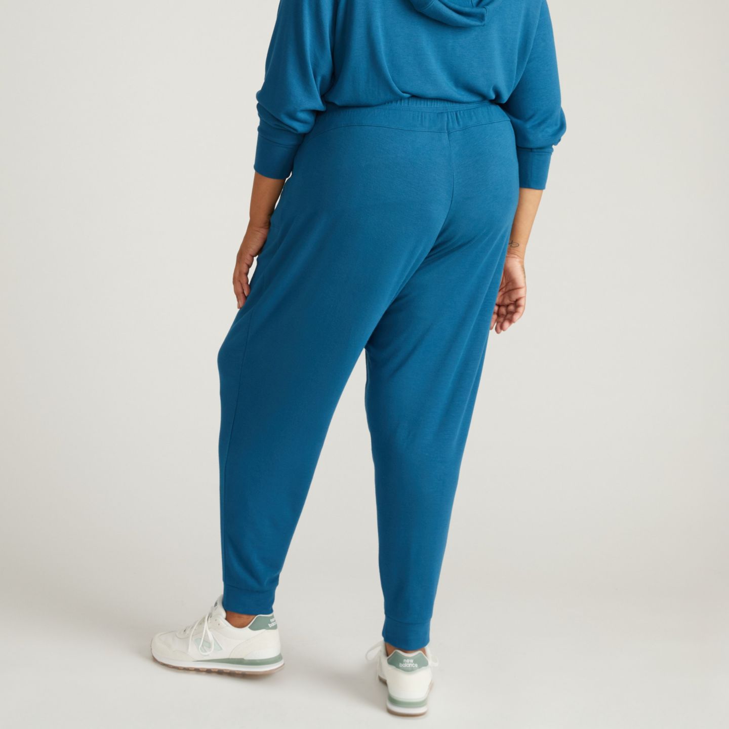 Женские брюки Universal Standard Plus Size Signature Jogger, цвет: Синий бирюзовый — фото 3