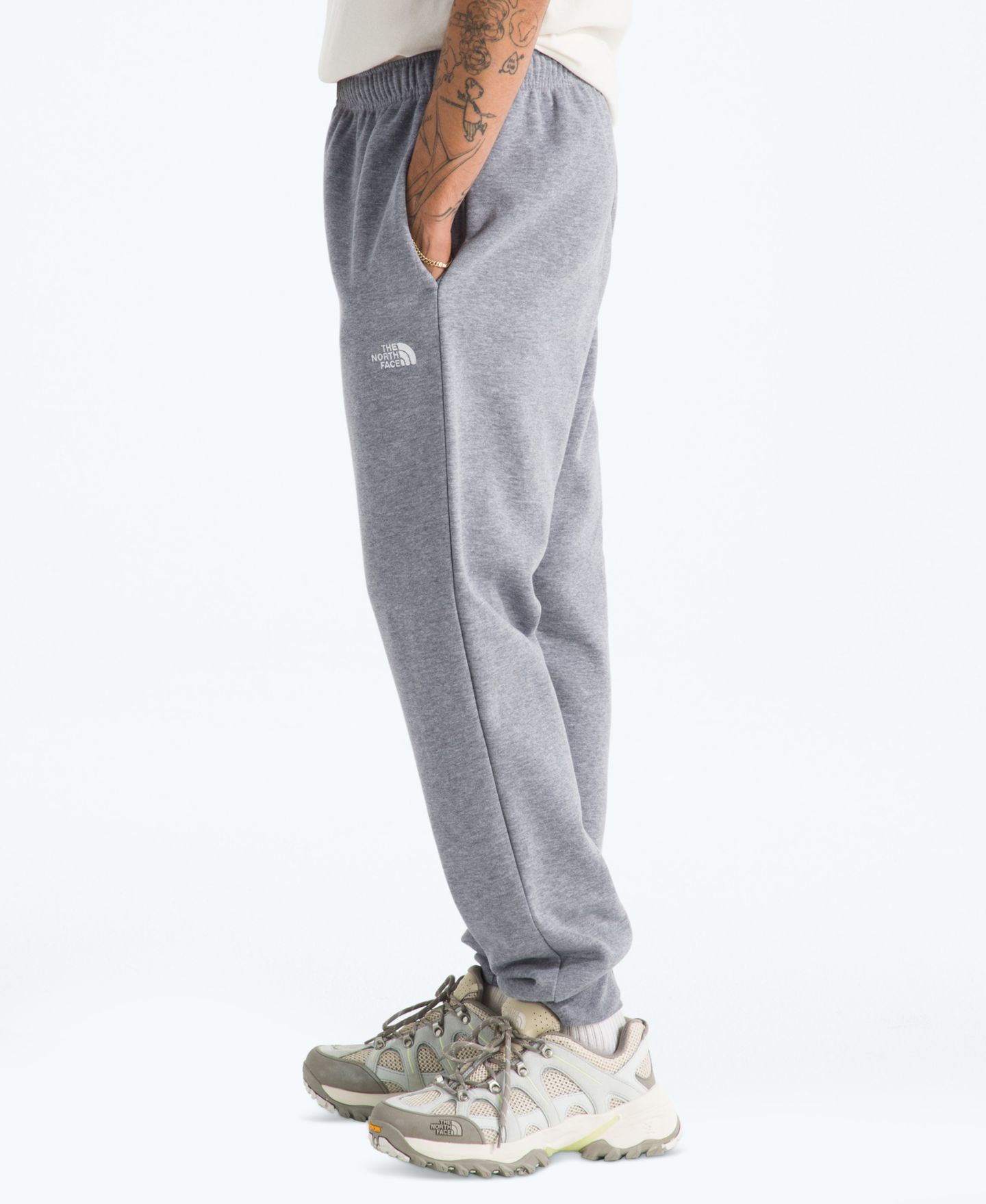 Мужские брюки The North Face Evolution Simple Dome Regular-Fit Jogger, цвет: Бледный серый меланжевый — фото 6