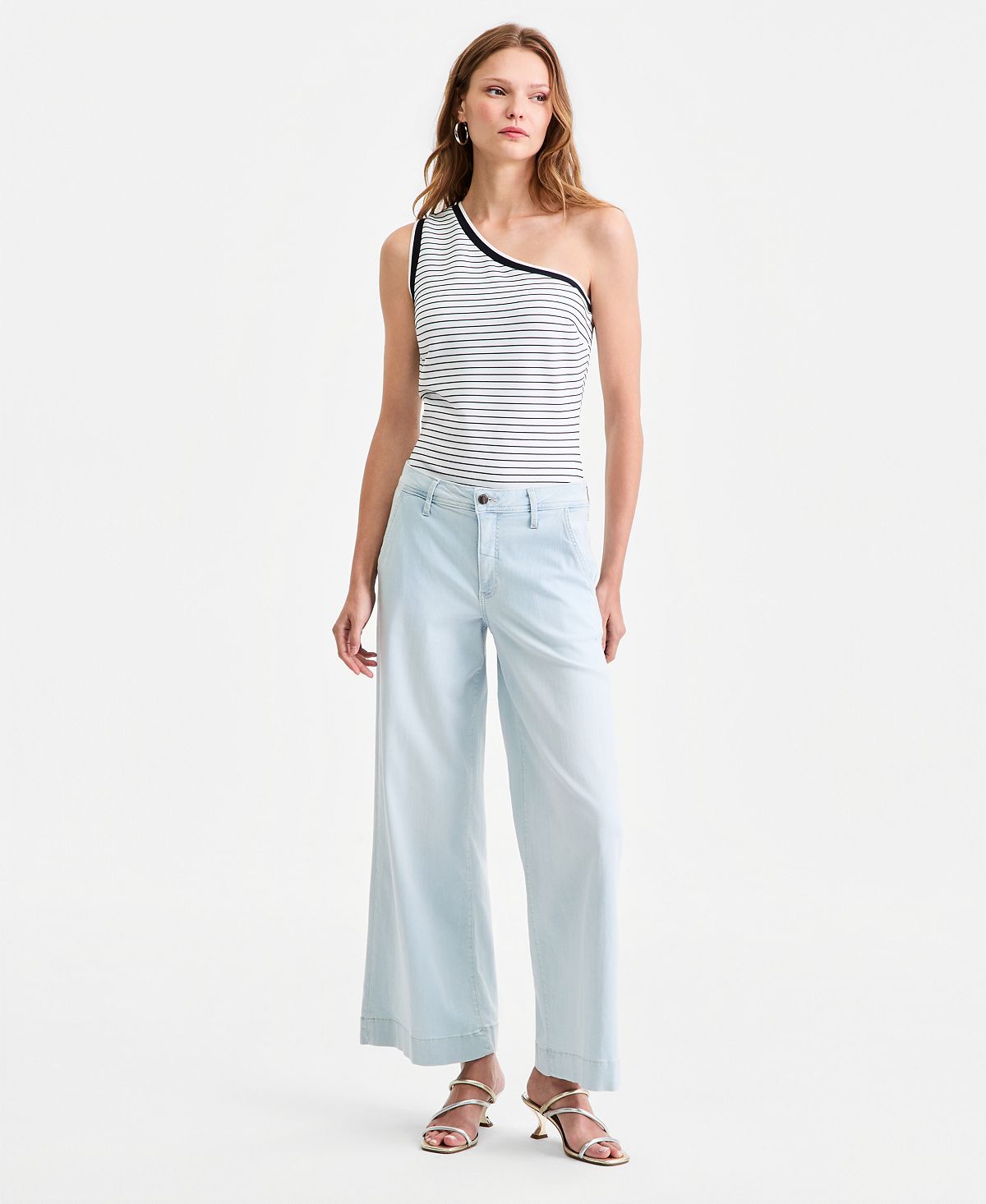 GUESS Women's Zoya Wide-Leg Jeans view 1 — MAYCSS fashion products