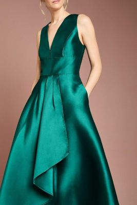 Women's Plunge Waterfall Maxi Dress