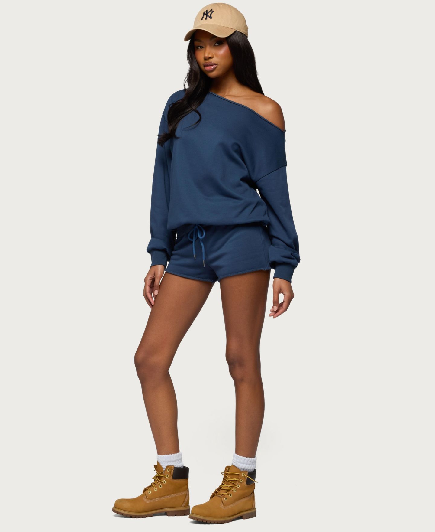Женская толстовка Edikted Juana Off Shoulder Lightweight, цвет: Тёмно-синий — фото 3