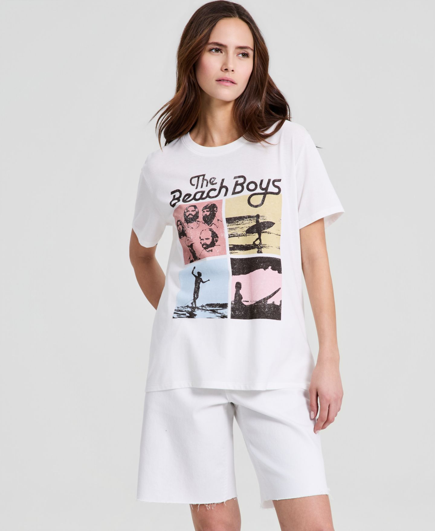 Женская футболка And Now This The Beach Boys Graphic-Print Crewneck, цвет: Calla Lill — фото 1