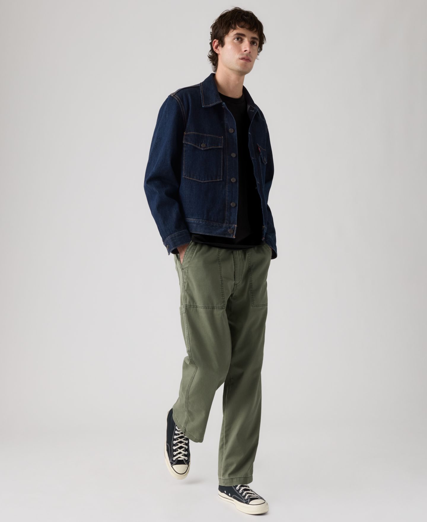 Мужские брюки Levi's Regular-Fit Linen Surplus, цвет: Kambaba — фото 2