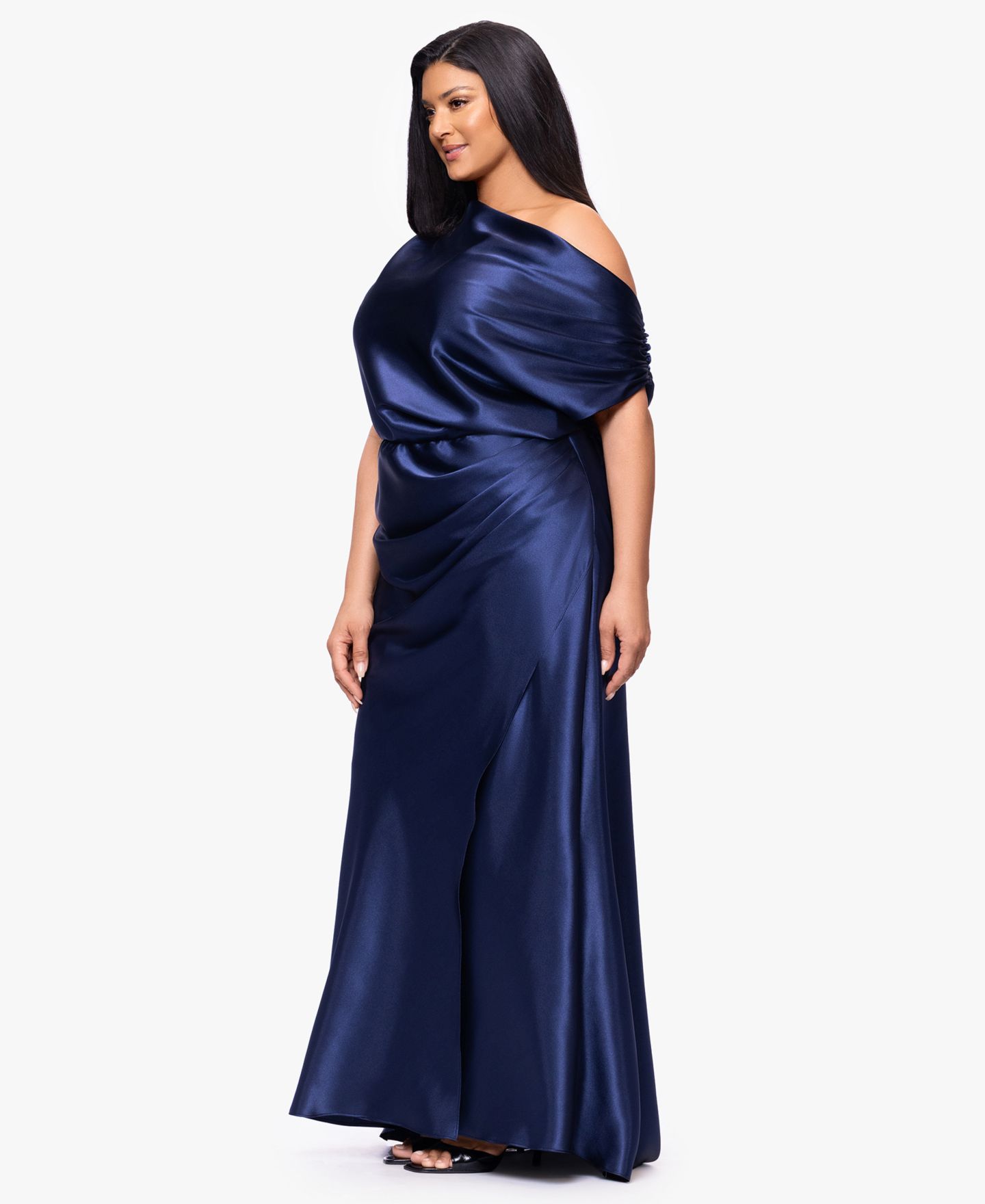 Женские платья Betsy & Adam Plus Size Asymmetrical Neck Ball Gown, цвет: Тёмно-синий — фото 2