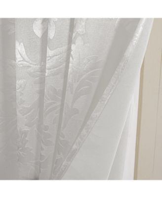 100% Polyester 200 GSM Dyson Embossed Blackout Grommet Curtain Panel