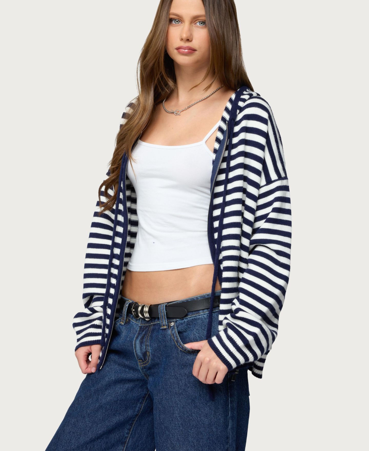 Женское худи Edikted Safari Striped Knit Zip Up, цвет: Тёмно-синий белый — фото 4