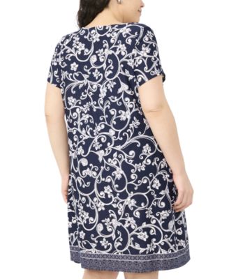 Plus Size Printed O-Ring Shift Dress