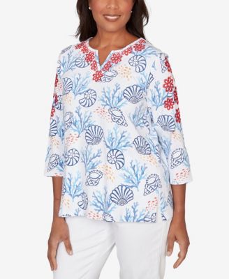 Women's Port Side Shell Print Embroidered Top