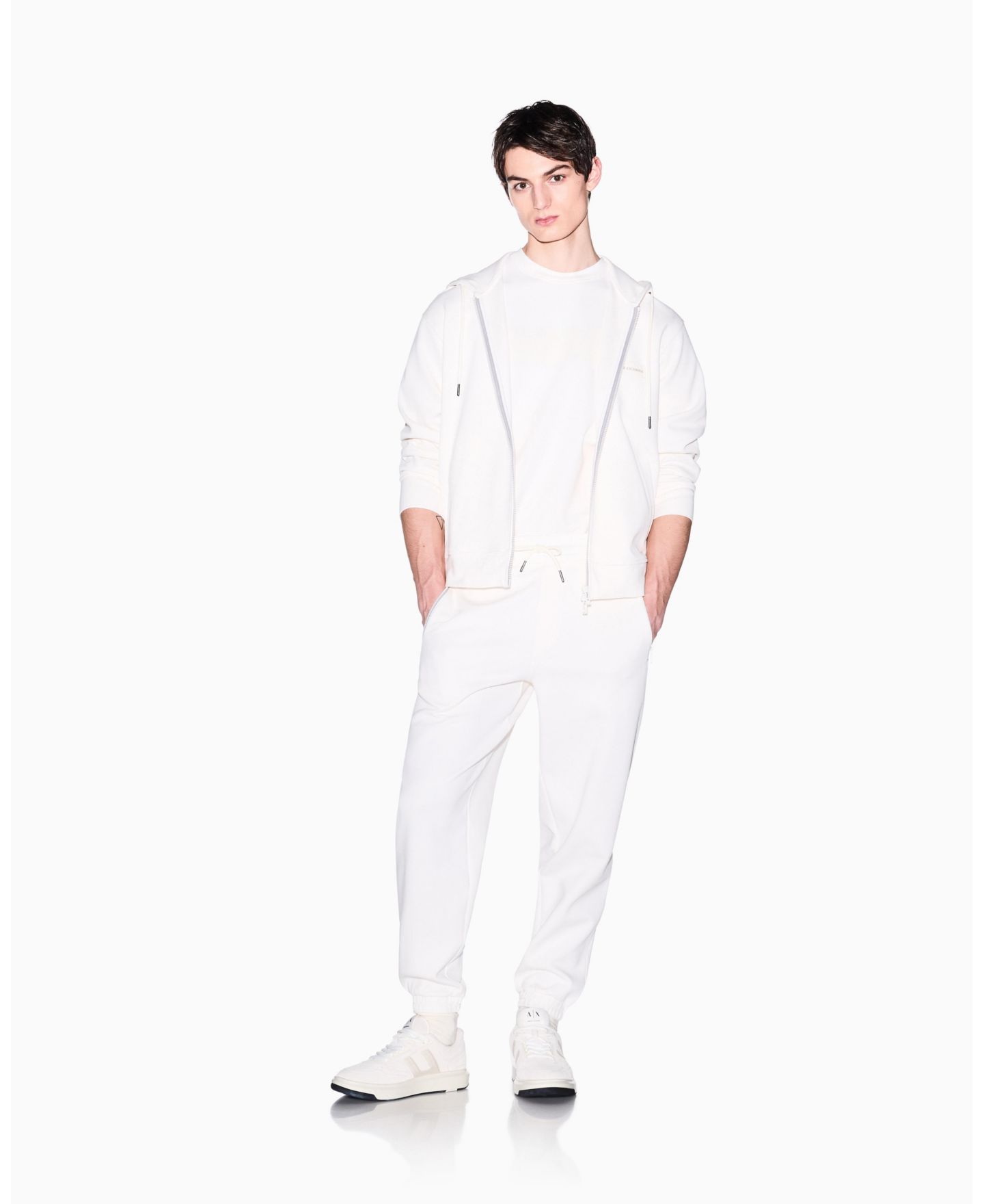Мужские брюки A|X Armani Exchange White Edition Fleece Jogger, цвет: Кремовый — фото 3