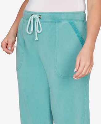 Petite Snow Washed French Terry Pull-On Capri