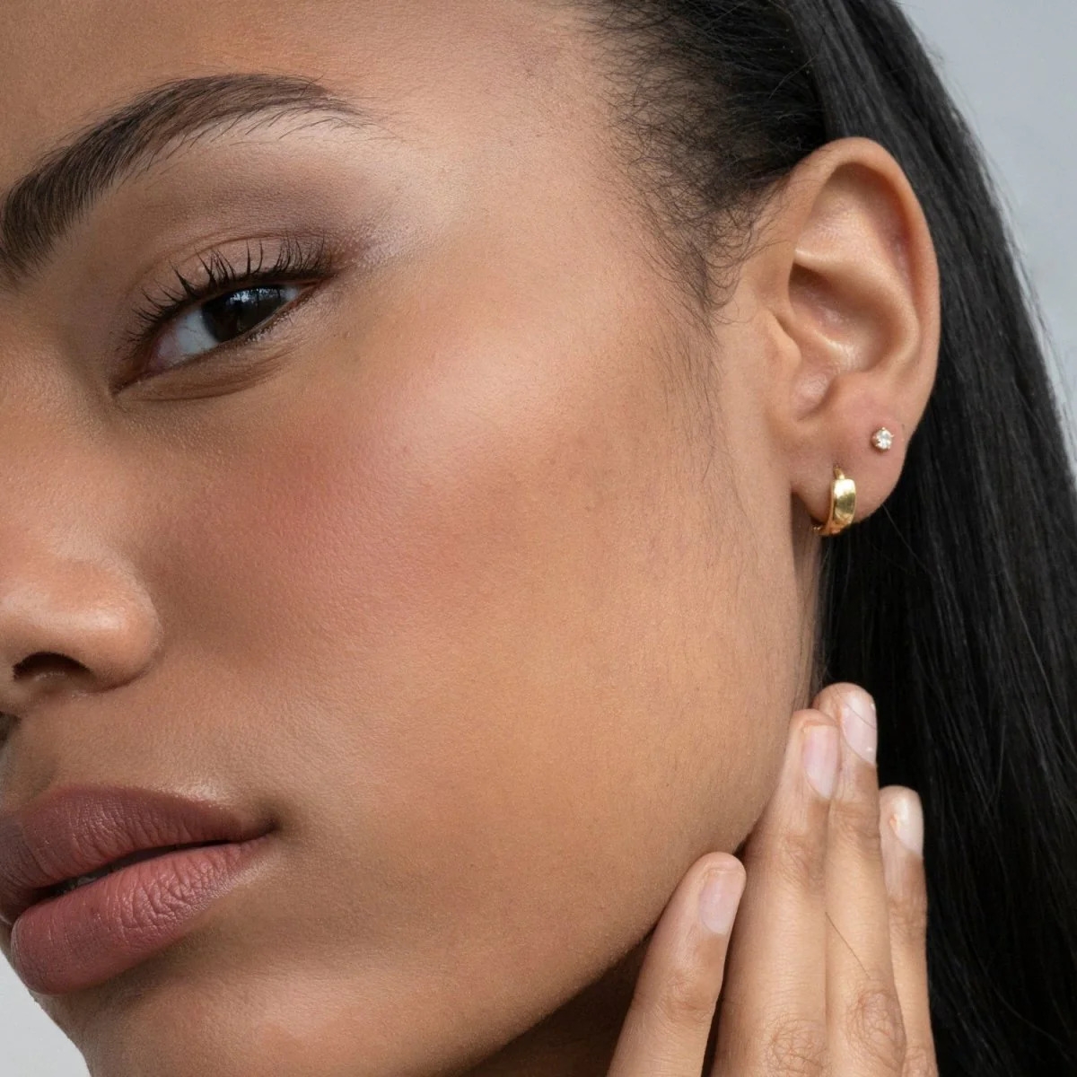 Curata Jewelry Solid 14k 18G Single Cubic Zirconia Labret Cartilage Piercing Body Piercing Stud