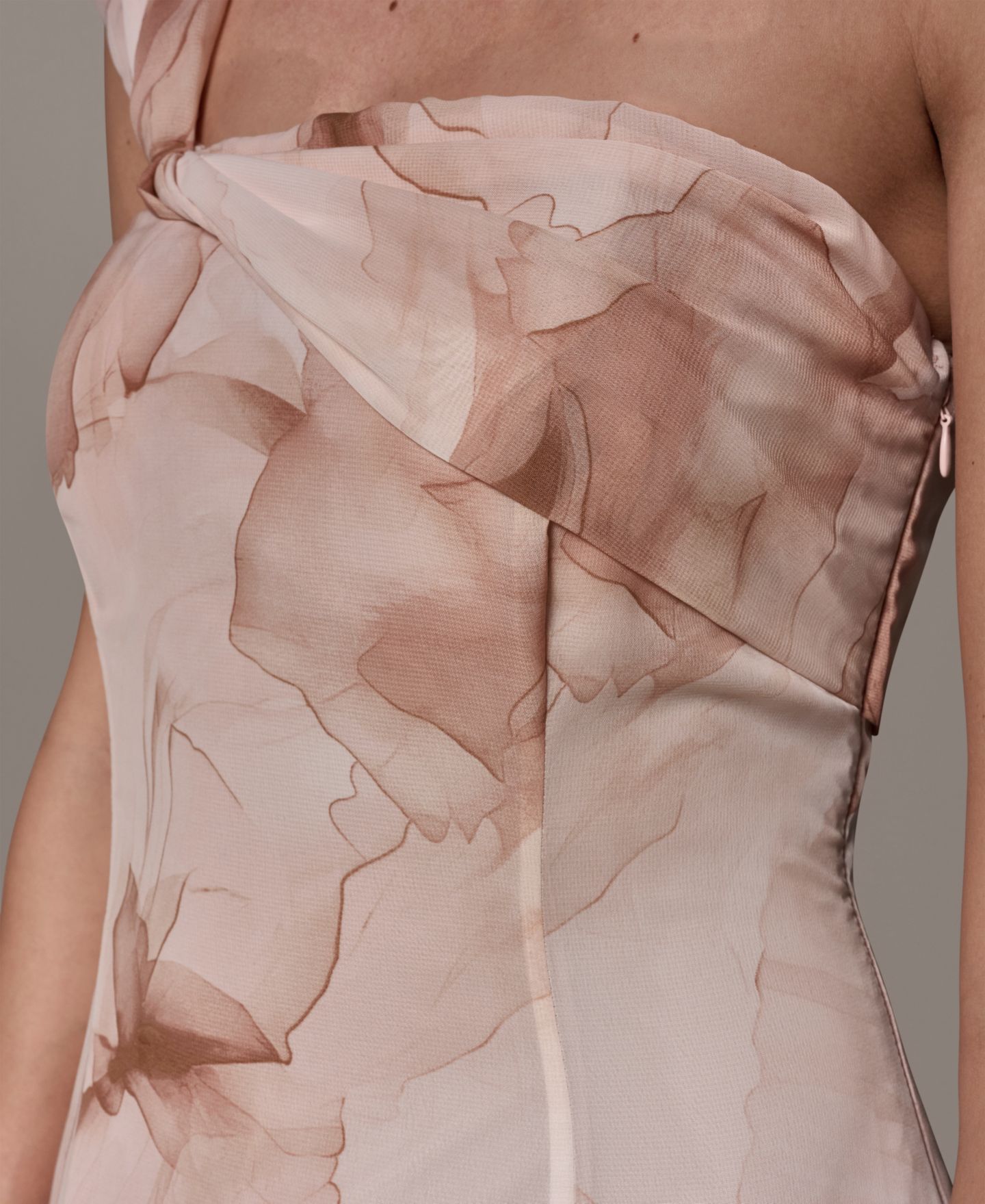 Женское платье Donna Karan New York One-Shoulder Ball Gown, цвет: Разноцветный — фото 4
