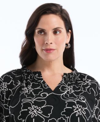 Plus Size Floral Embroidered 3/4-Sleeve Blouse