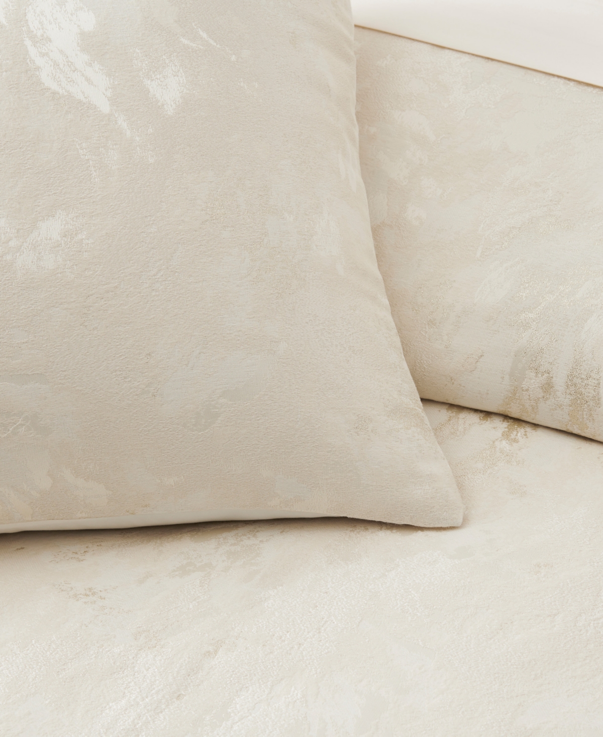 Donna Karan Home Illusion Breathable Sham