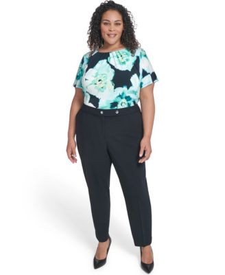 Plus Size Mid-Rise Slim Leg Pant