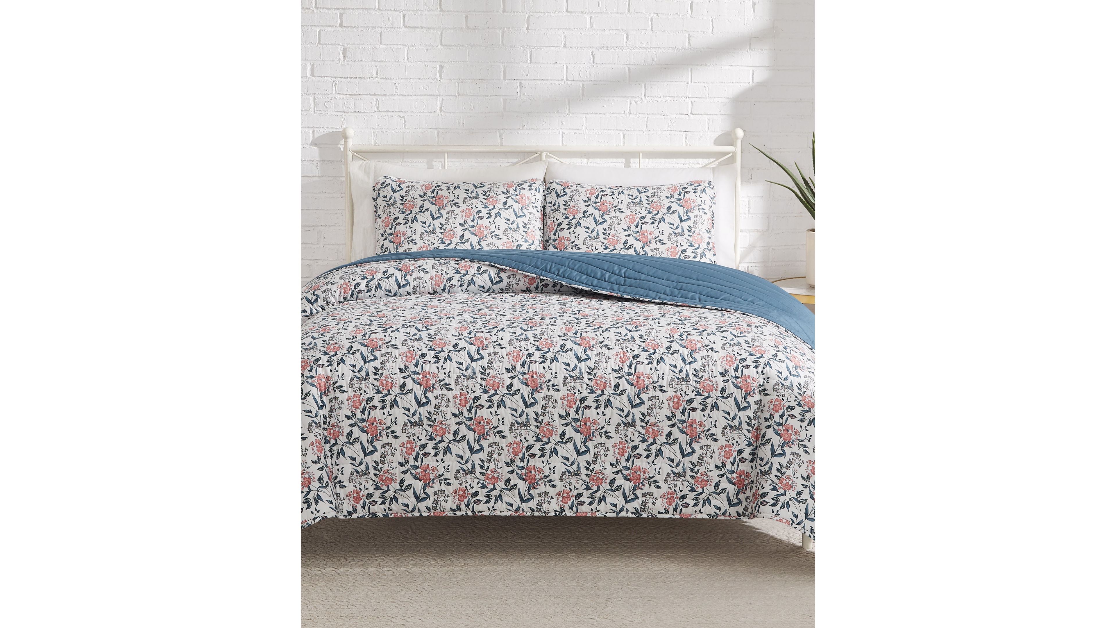 Lucky Brand Vintage Charm Reversible 3-Pc. Quilt Sets, Full/Queen