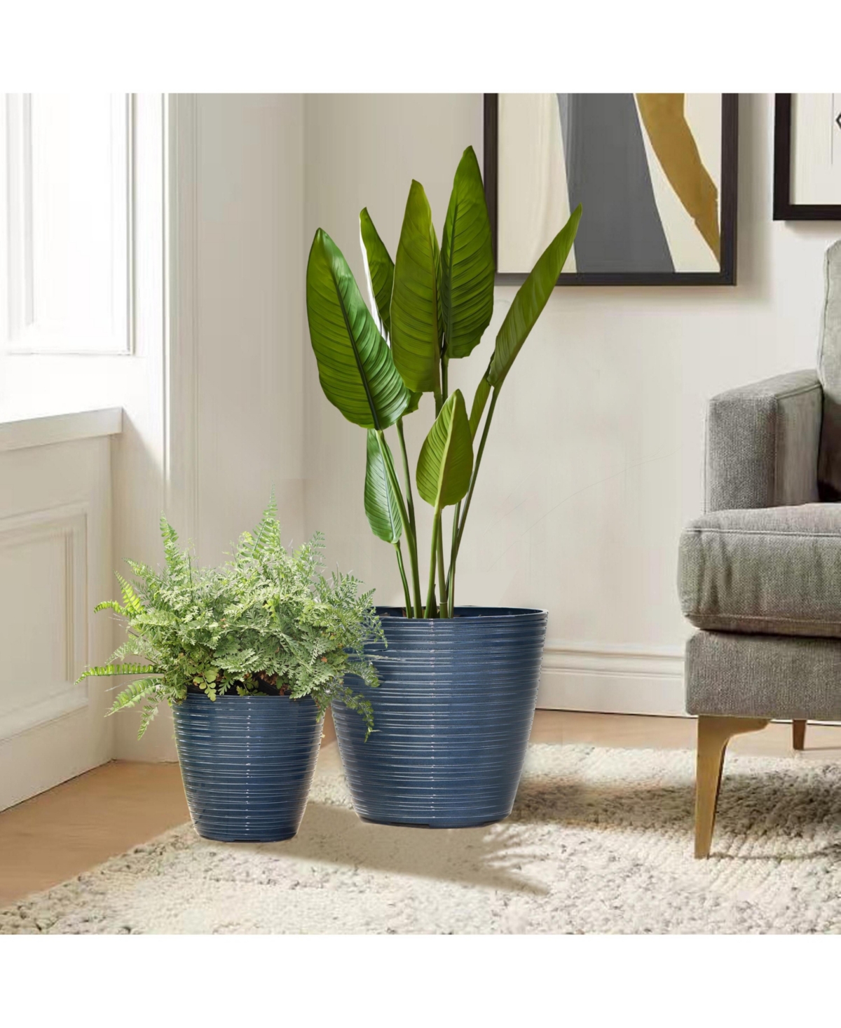 LuxenHome 2-Piece Tapered Round Plastic Planters Set