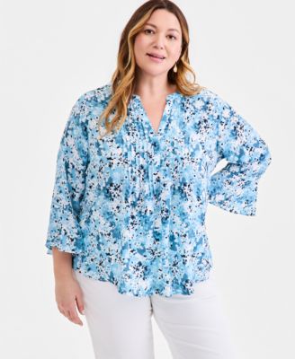 Plus Size Printed Pintucked Top