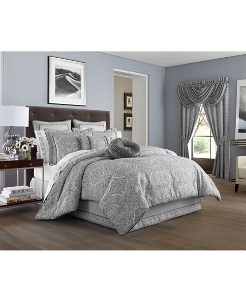 J Queen New York Colette Silver Queen 4 Pc Comforter Set