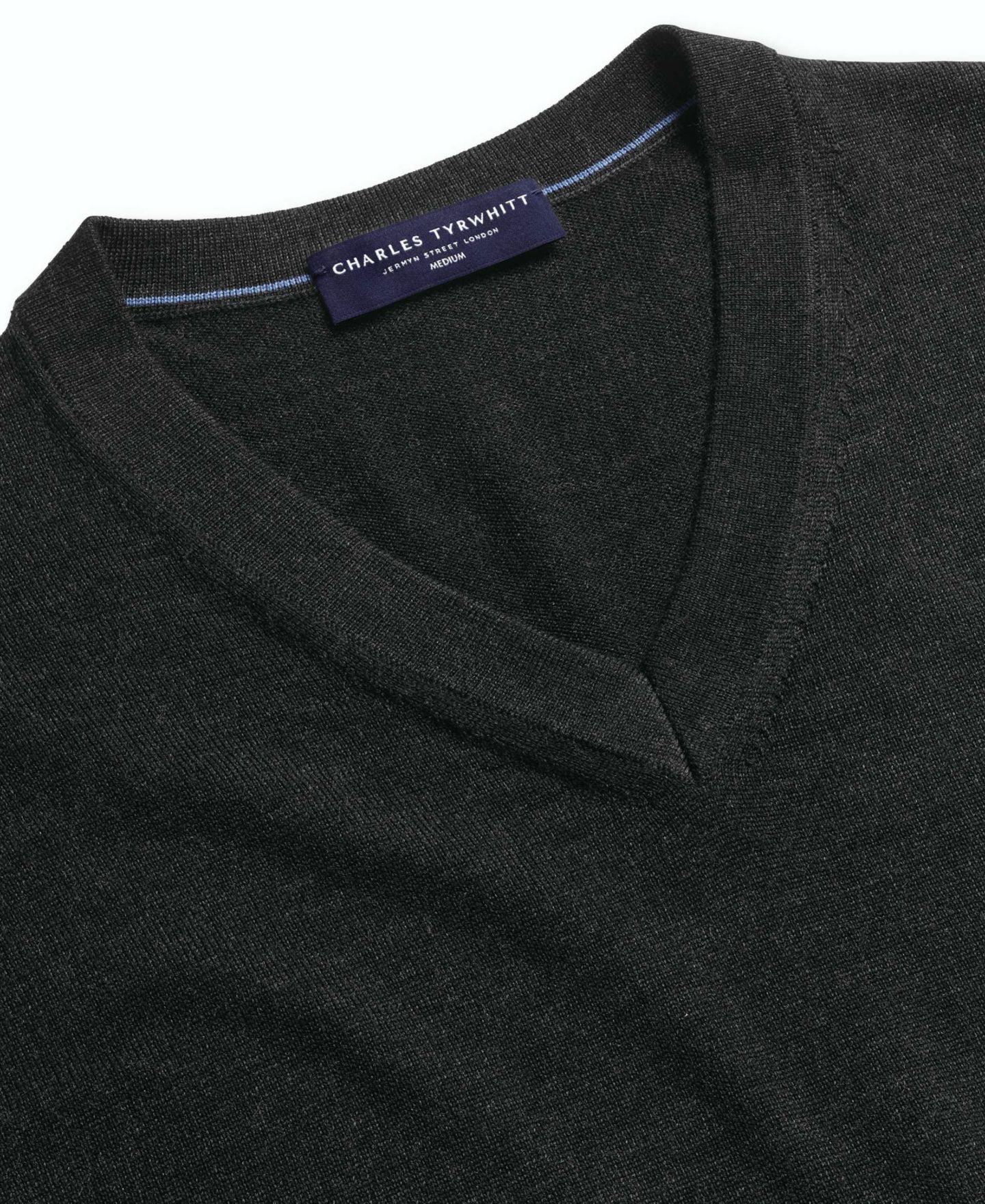 Мужской свитер Charles Tyrwhitt V-Neck Regular-Fit, цвет: Тёмный угольный — фото 4