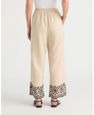 Women's Pull-On Cropped Pant with Embroidered Hem
