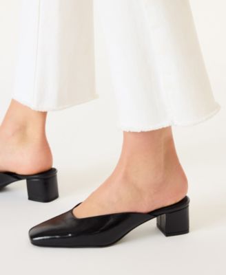 Women's Maeus Block Heel Snip Toe Mules