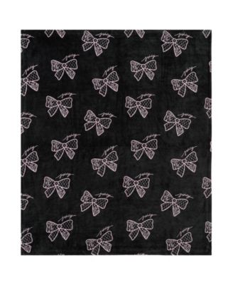 Oversized Plush Throw, 60" x 70"