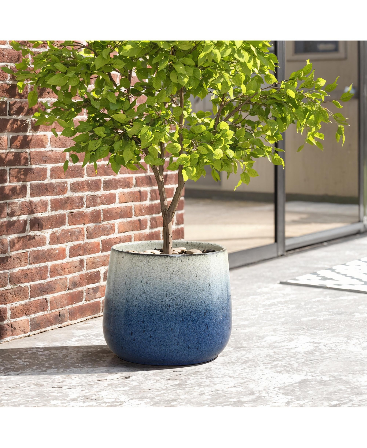 LuxenHome Decorative Blue Ombre Planter, 11.61" Round Ceramic Pot for Tabletop or Patio