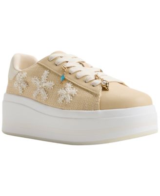 Women's Solair Low Top Round Toe Sneakers