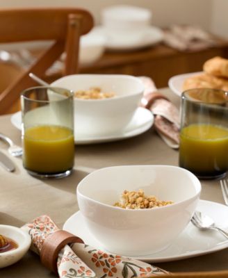 Studio 1414 Curve 16-Pc. Dinnerware Set, Service for 4