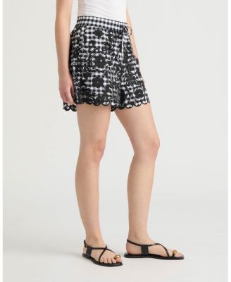 Women's Gingham Scallop Hem Short