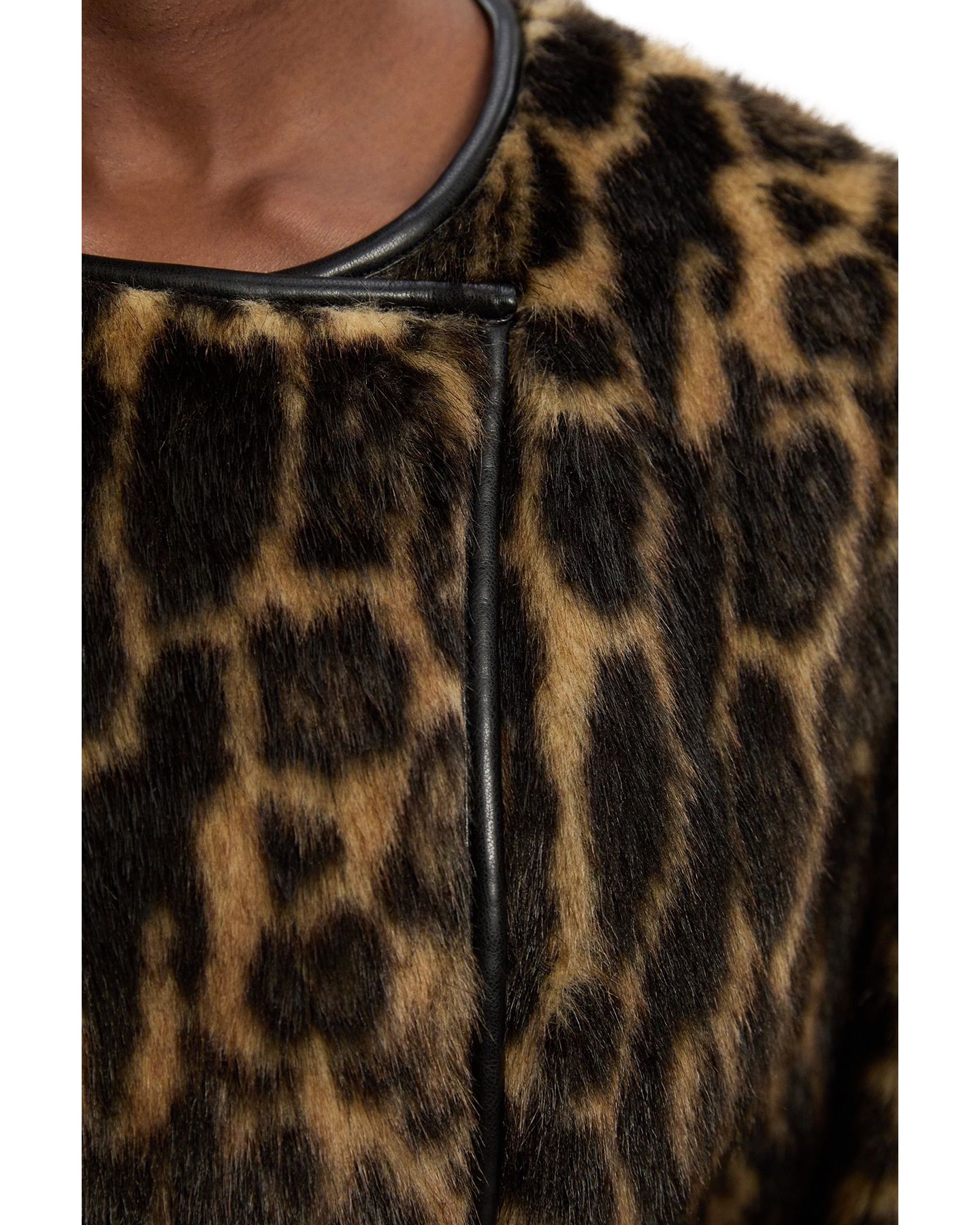 Женское пальто Karen Millen Faux Fur Collarless Tie Belted Midi — фото 4