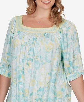 Plus Size Watercolor Floral Square Neck Top