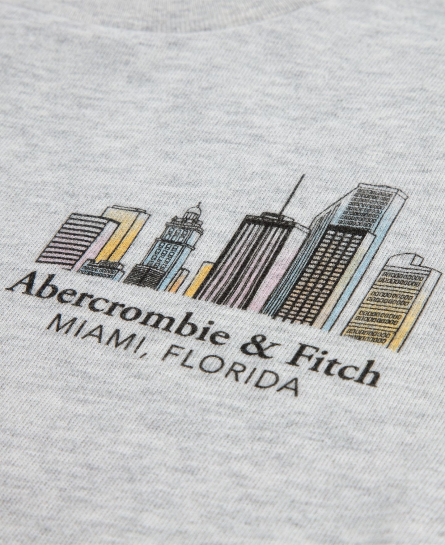 Футболка abercrombie kids Miami Short-Sleeve T-Shirt для мальчиков, цвет: Серый меланжевый — фото 3