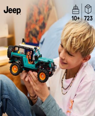 Technic Jeep&reg; Vehicle Building Set, 42227