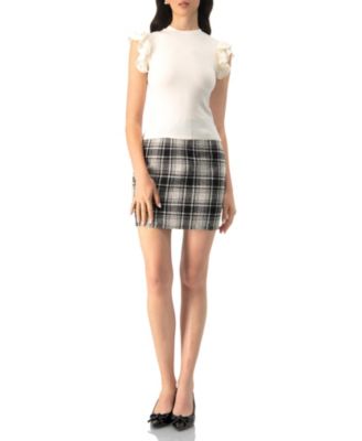 Women's Ribbed Straight Top With Ruffles