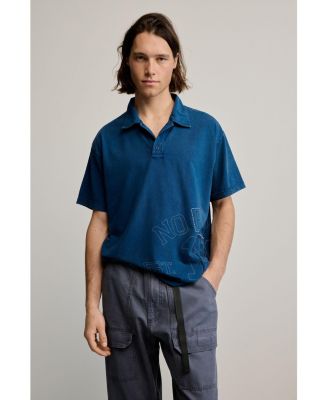 Men's Polo t-shirt detail