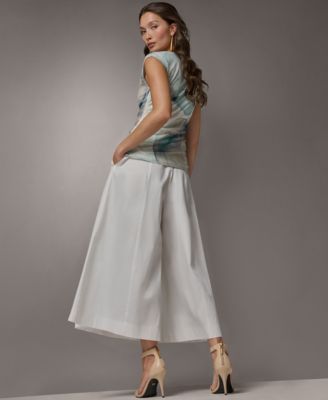 Women's Printed V-Neck Top