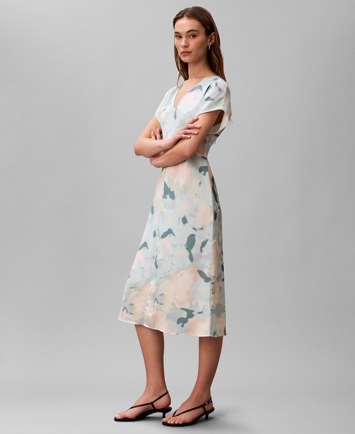 Calvin Klein Women's Satin Print V-Neck Midi Dress view 3 — MAYCSS fashion products