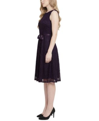 Women's Sleeveless Lace Belted Dress