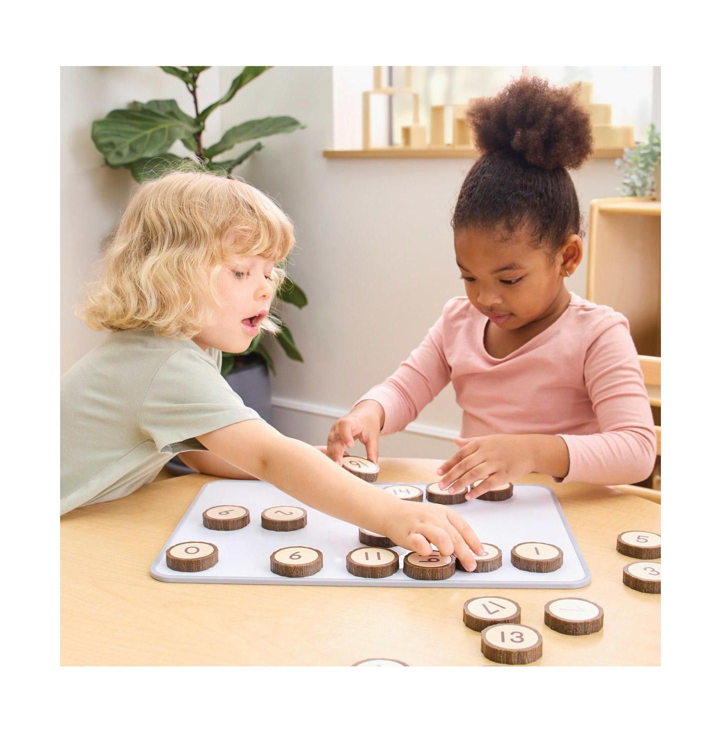 Детские игрушки Kaplan Early Learning Magnetic Wood Cookie Counters, Number Recognition, 21-Piece Set, Ages 18 Months+, цвет: Коричневый — фото 2