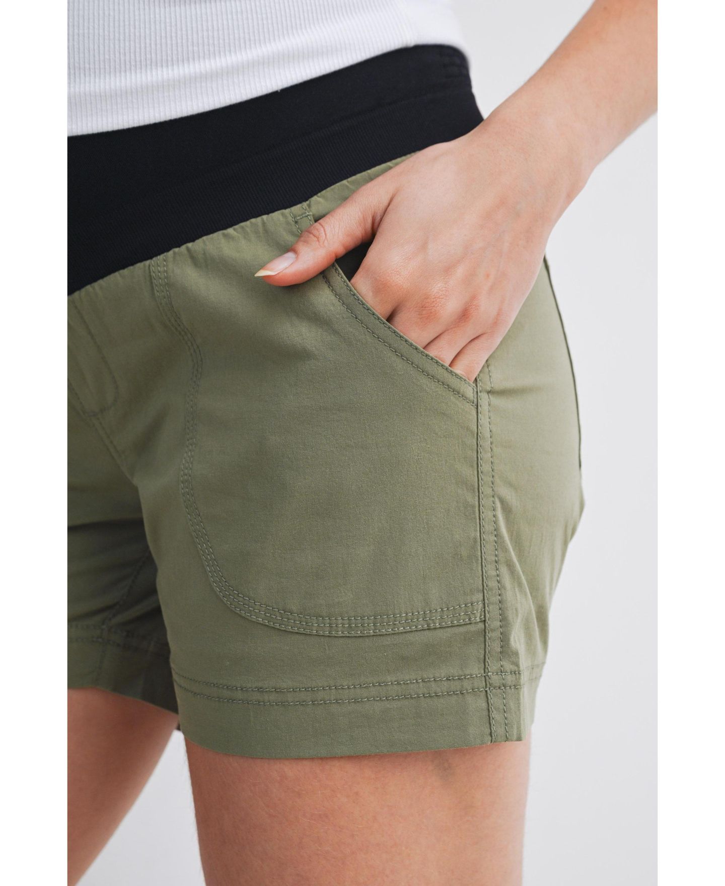 Женские шорты Hello Miz Maternity Over-the-Belly Pull-On Shorts with Pockets, цвет: Оливковый — фото 5