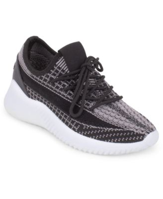 Women's Eterniti Lace-Up Sneakers