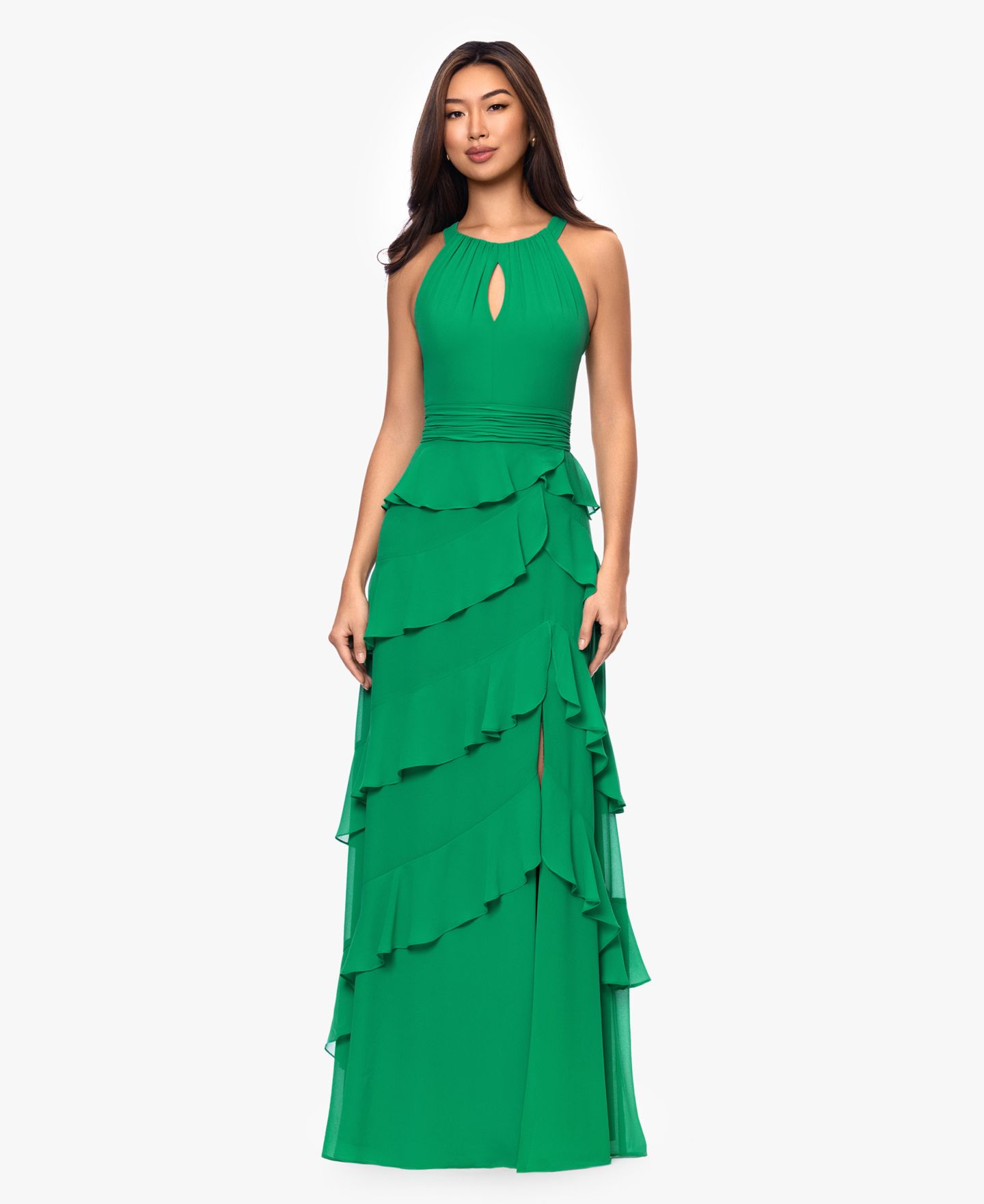 Женское платье XSCAPE Halter Tiered Ruffle Gown, цвет: Изумрудный — фото 1
