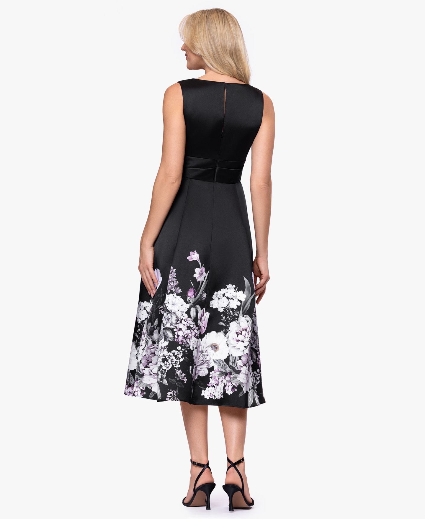 Женское платье Betsy & Adam Floral Border V-Neck Midi, цвет: Чёрный / Угольный — фото 4
