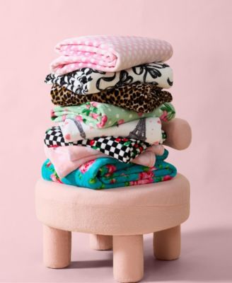 Ombre Dots Printed Plush Throw, 70" X 50"