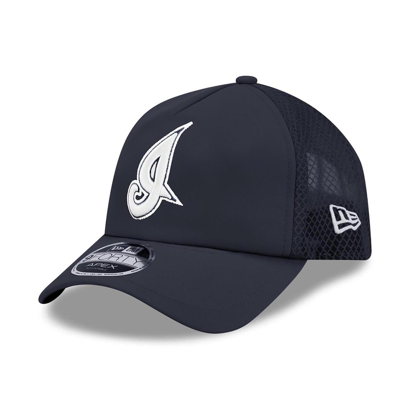 Мужская кепка New Era Navy Cleveland Indians 2026 Batting Practice Alternate Apex 9FORTY Adjustable Hat — фото 1