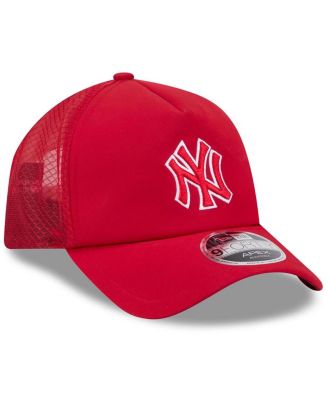 Men's Red New York Yankees 2026 Batting Practice Alternate Apex 9FORTY Adjustable Hat